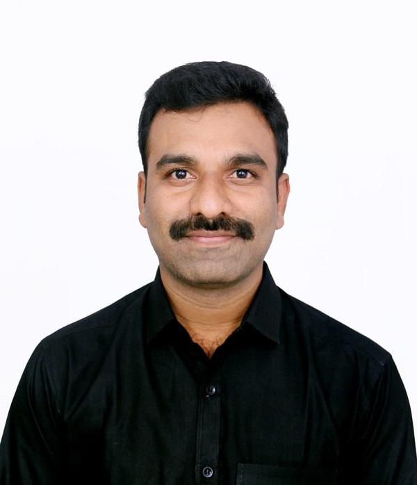 image of an employee of Apex Cura